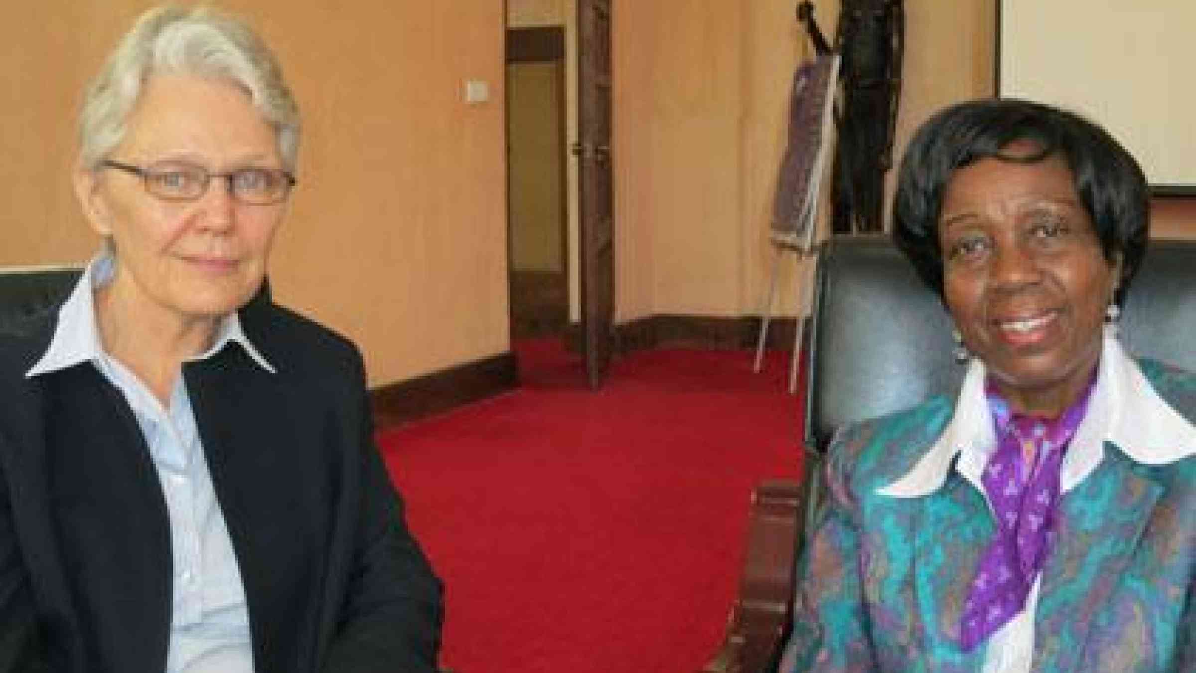 UNISDR Chief, Margareta Wahlstrom, at a breakfast meeting with Tumusiime Rhoda Peace, Commissioner for Rural Economy and Agriculture, African Union Commission, prior to the opening of the 4th Regional Platform for Disaster Risk Reducution today in Arusha, Tanzania. The platform will close on Friday.