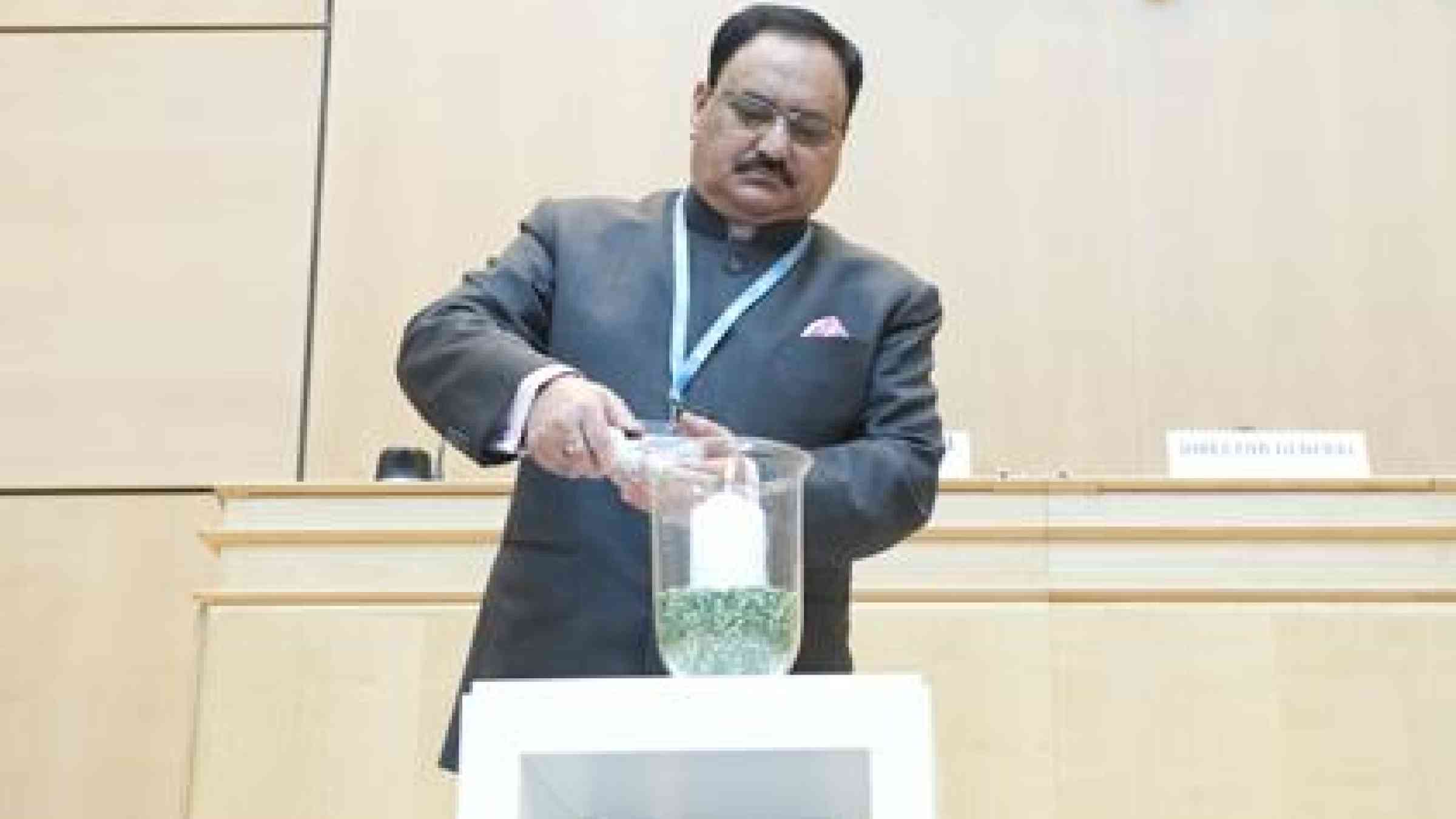 Delegates unanimously elected Mr Shri Jagat Prakash Nadda, Minister of Health and Family Welfare of India, as the President of the Sixty-eighth World Health Assembly. Here Mr Shri Jagat Prakash Nadda lights a candle in the Assembly Hall of the World Health Assembly for health workers killed in line of duty. (Photo: Violaine Martin/WHO)