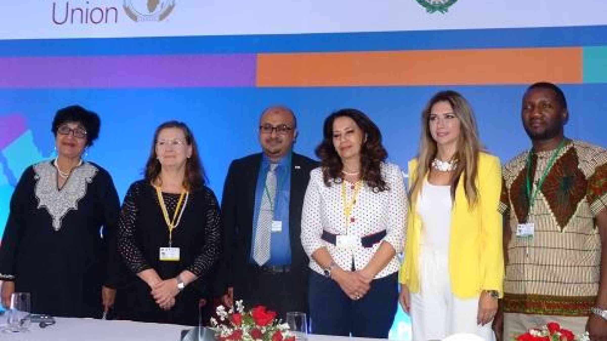 Panelists: (left to right) Dr. Jean D’Çunha, UN Women; Kirsi Madi, UNISDR; Amjad Saleem, IFRC; Adalah alAtiry, Palestine; Iman Rafii, Lebanon;  Dr Richard Asaba Bagonza, Uganda.